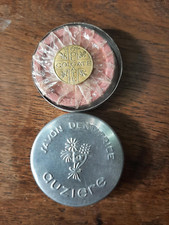 Ancien Savon Dentifrice en Boîte Cosmétique Parfum