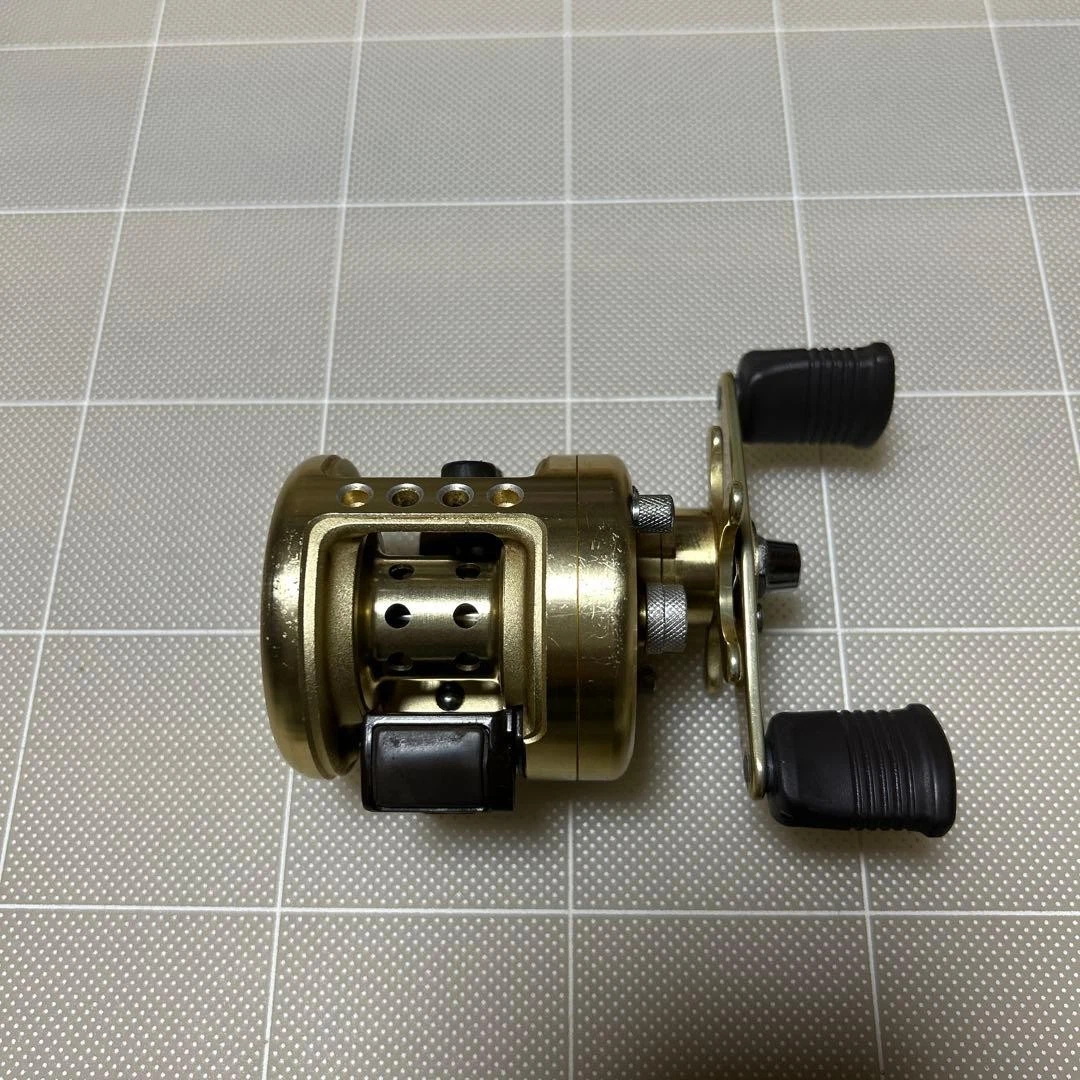 Preços baixos em Shimano Calcutta 50 | eBay