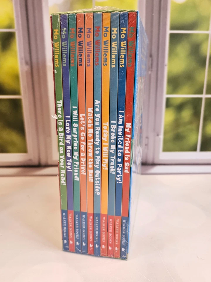 The Wonderful World of Elephant and Piggie 10 Bks Box Set by Mo Willems - 4+ -PB - Image 4 of 4