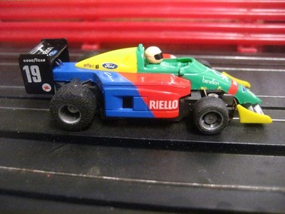 NEW Tyco HO Scale Slot Car F 1 Indy  #19 Benentton 440 Magnum Chassis !!