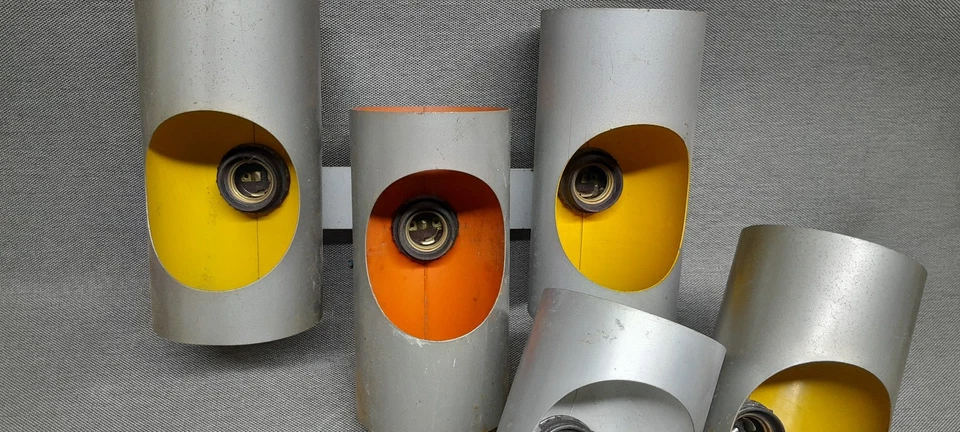 A RESTAURER: Lot d'Appliques OXAR Space Age année 70 - Photo 2/4