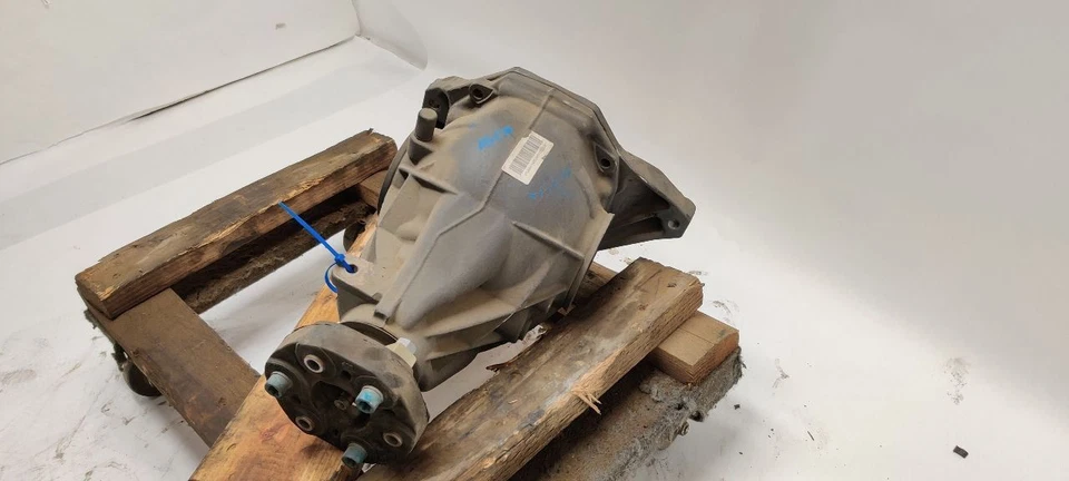 REAR DIFFERENTIAL CARRIER ASSEMBLY 2073500314 2012-2014 MERCEDES-BENZ E550 Foto 3 de 4