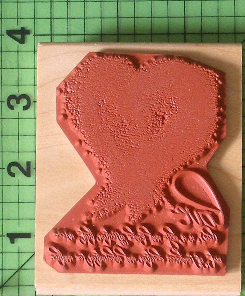Definición de Love Heart sello de goma montado en madera por Club Scrap 2003 Foto 2 de 3