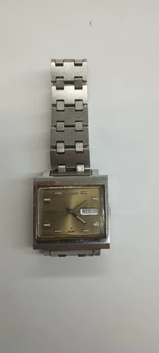 Vintage Seiko DX 6106-5009 Stainless Steel Automatic Watch