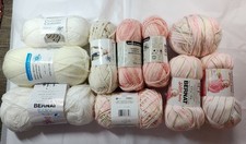 LOT OF ACRYLIC YARN IN LIGHT COLORS