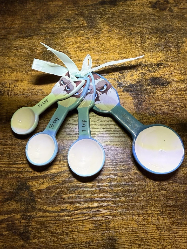 Grumpy Cat Decorative Ceramic Measuring Spoons - Image 3 of 4
