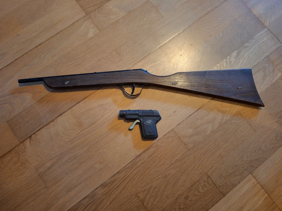 Jouet ancien pistolet à bouchons + carabine à fléchettes - vintage années 50 /60 - Photo 4/4