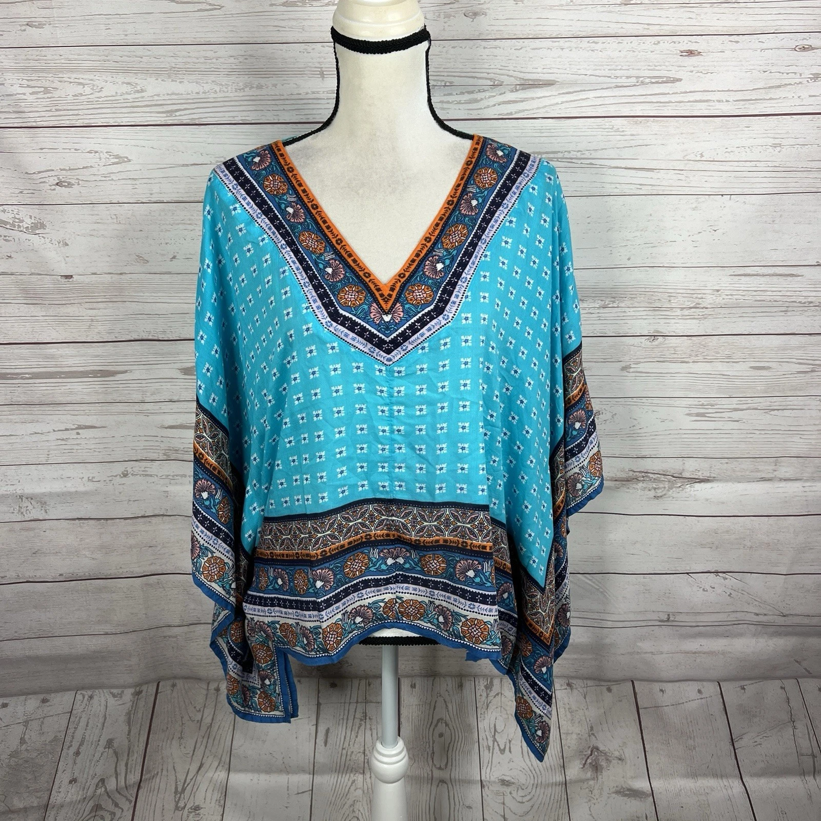 Sundance Womens Island Medallion Poncho Kaftan Top Size Medium Blue 100% Modal