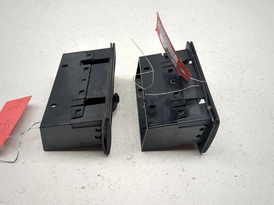 Ajustadores de ventilación de admisión de aire izquierdo derecho Honda Goldwing Aspencade GL1200 84-87 TRSH Foto 2 de 4