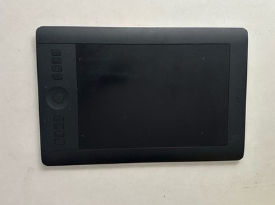Wacom INTUOS Pro Medium Ohne Pen Zeichentablett Tablet