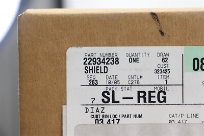 NEW OEM GM Front Bumper Air Intake Splash Shield 22934238  