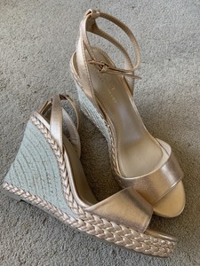next gold wedges