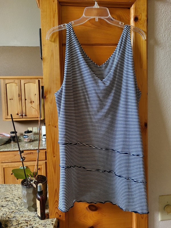 Garnet Hill V Neck Ruffle Tank Size Large