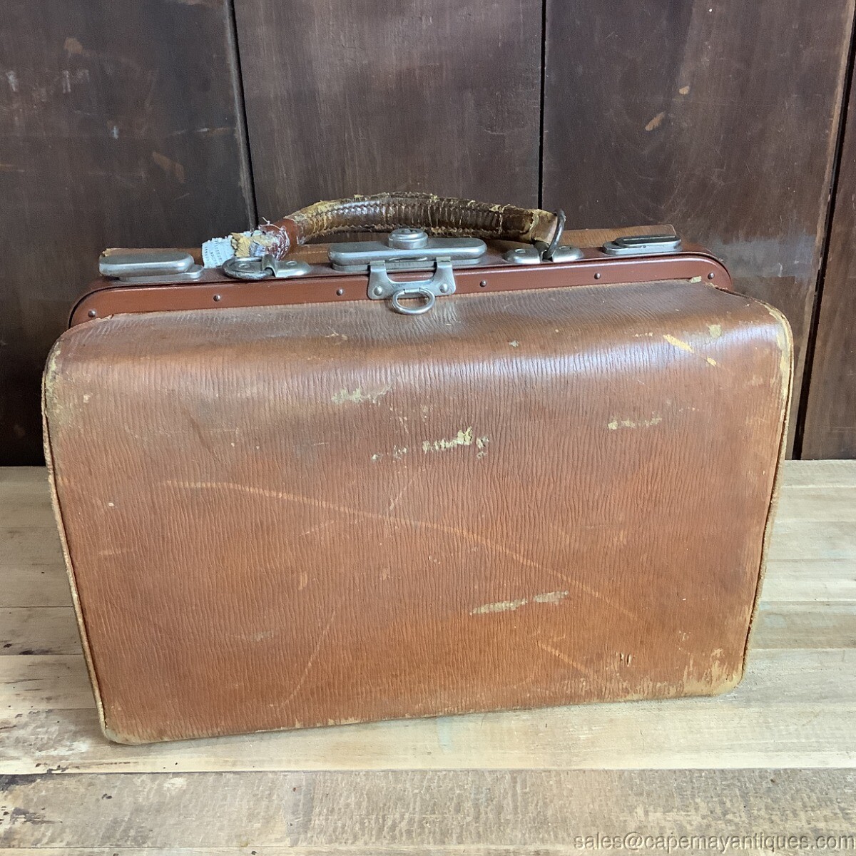 Vintage Brown Hardcase Travel or Train Bag Leather Interior w Holders  Bottles - Main Image