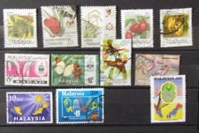 Malezja Znaczki 12 znaczków używanych bez oprawiania