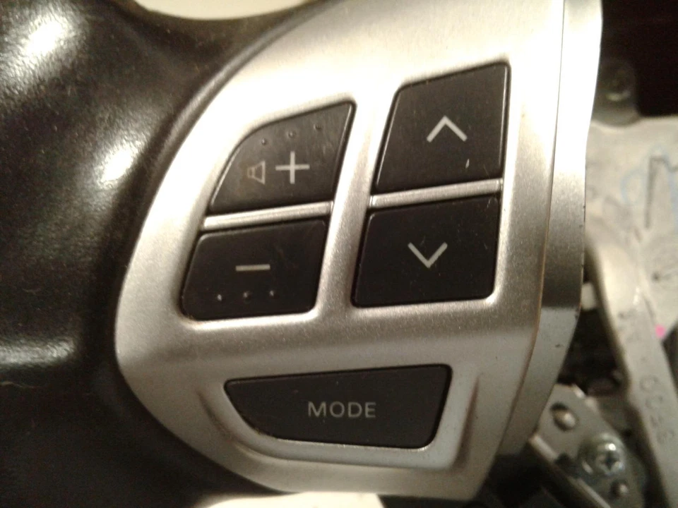 Used Steering Wheel fits: 2010 Dodge Challenger Steering Wheel Grade A - Image 3 of 4