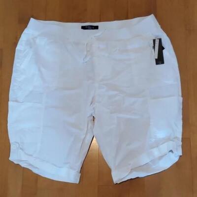 Juniors Womens Vanilla Star Bermuda Cargo Shorts Size 3X Pull On Off White NWT