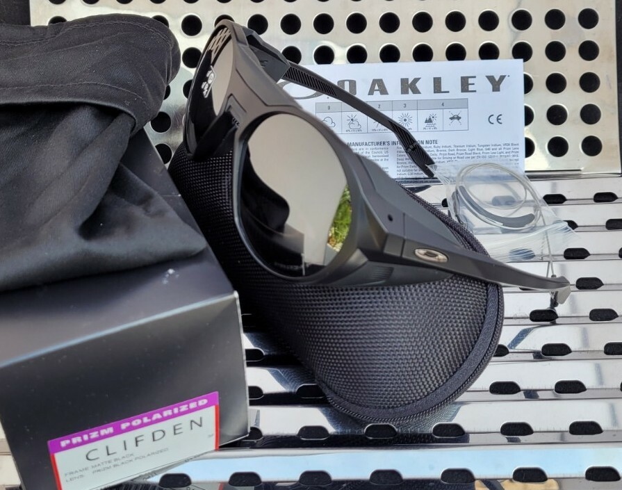 New Oakley CLIFDEN 9440-0956 Sunglasses Matte Black w/ Prizm New Oakley CLIFDEN 9440-0956 Sunglasses Matte Black w/ Prizm