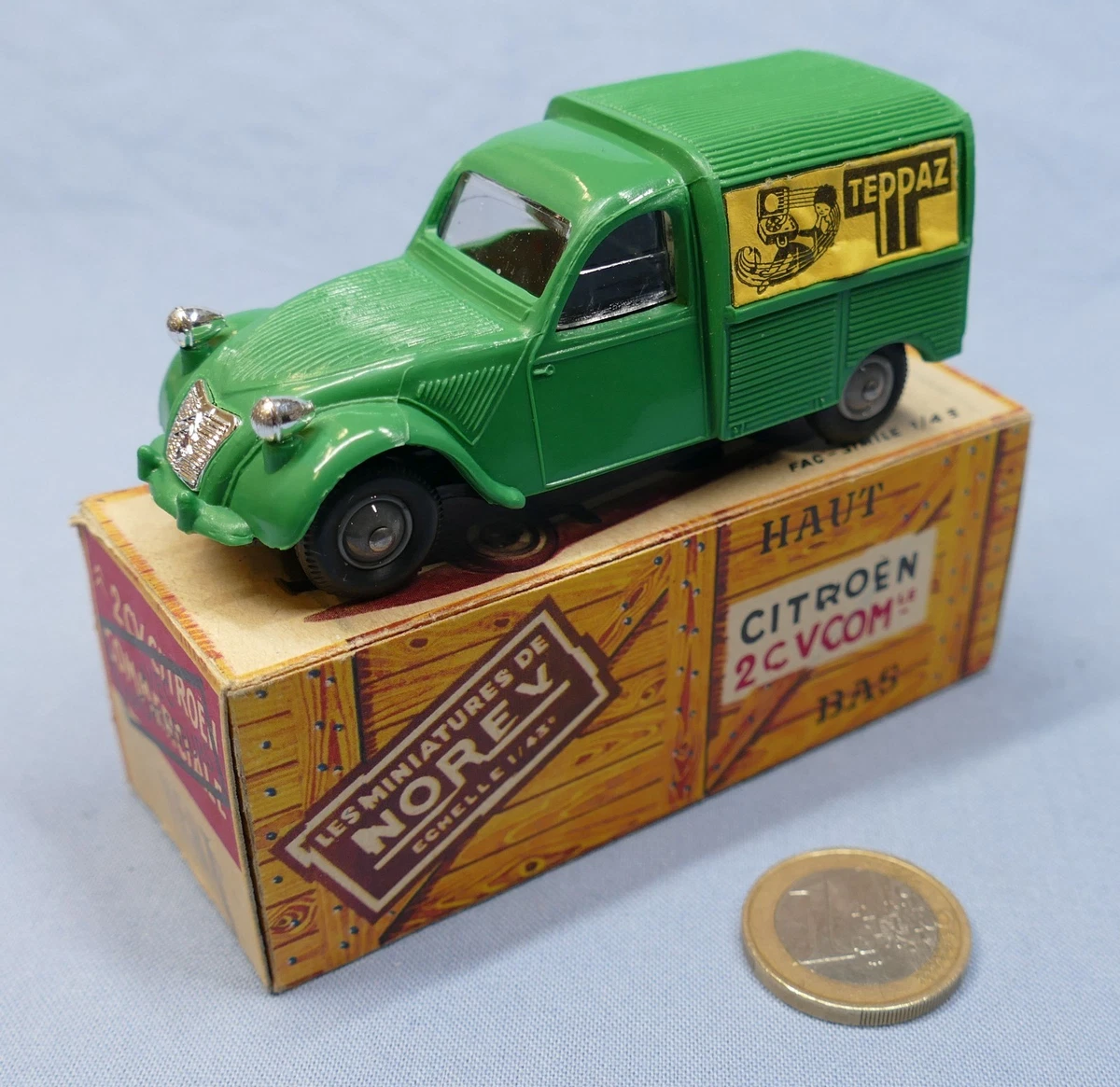 Norev Originale 1/43 réf 26 : Citroën 2cv Fourgonnette "Teppaz" + Rhodialite (A)