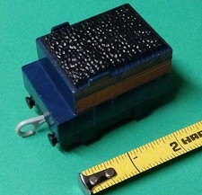 2017 Thomas and Friends Train Cargo Piece Mattel Set Toy Red Wheels FAIR