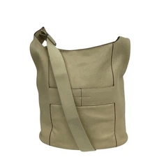 Hermes Good News GM Taurillon Clemence Shoulder Bag Parchement Unisex