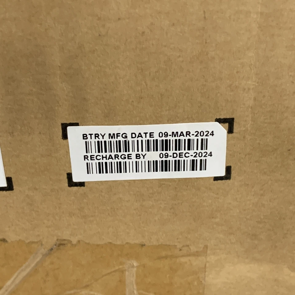 UPS Eaton 9PX1000RT 900W 125V doble conversión MFG 1/2024 recarga 10/2024 Foto 4 de 4