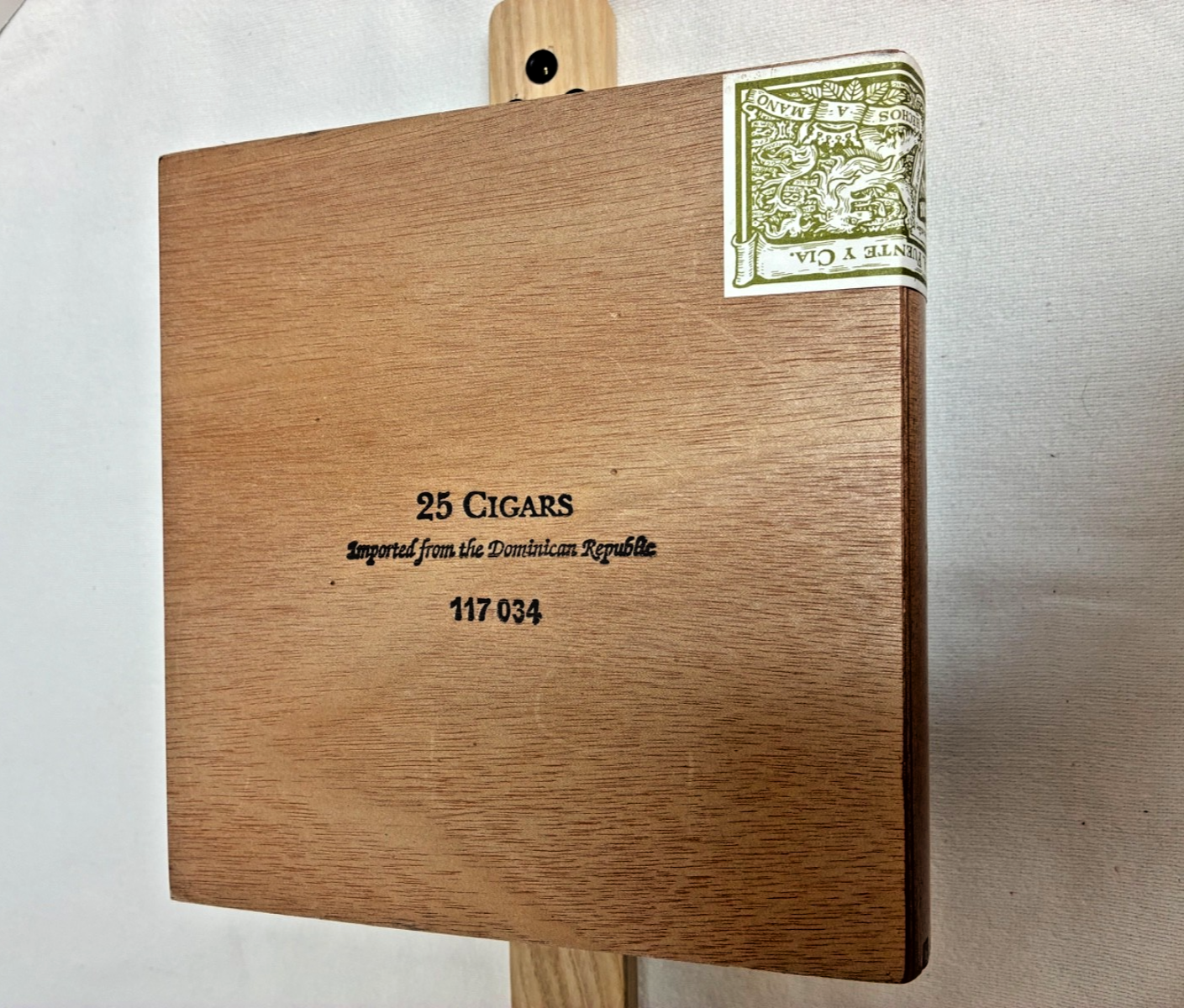 C.B. Gitty 3-String Handmade Cigar Box Guitar Banjo Blues Folk Decor ...