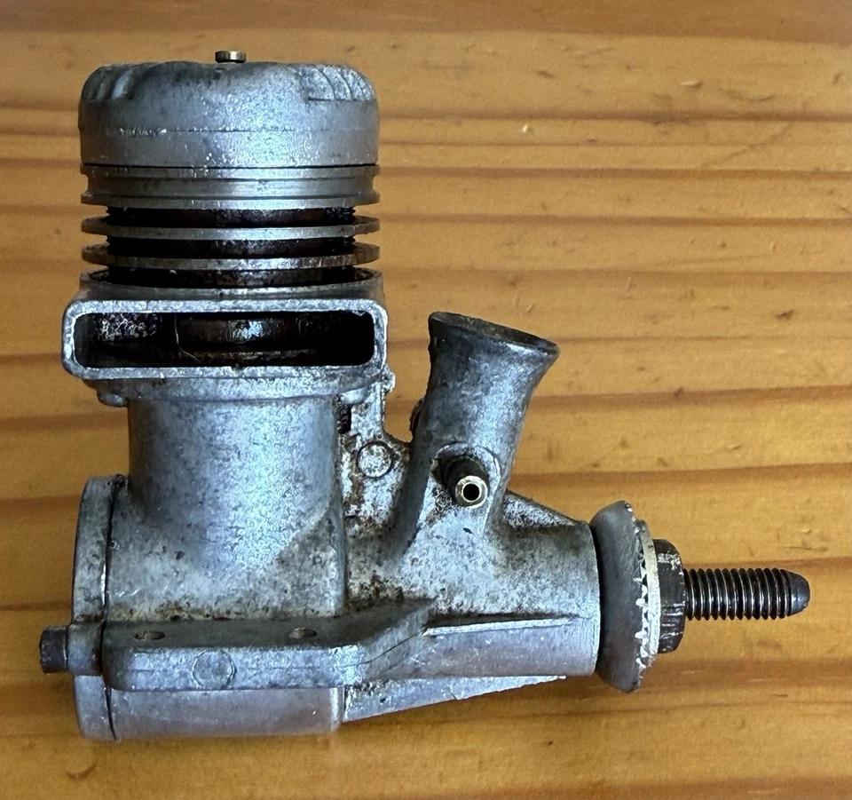 FOX 15 C/L ENGINE PISTON MOVES AS IS GS18 - Image 3 of 4