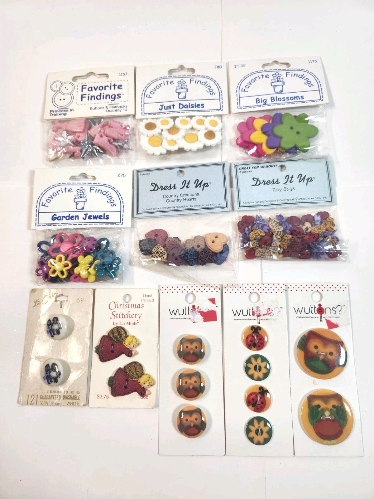 Vintage Buttons Lot Tiny Bugs Princess Floral Raggedy Ann Andy Owls Country_AF