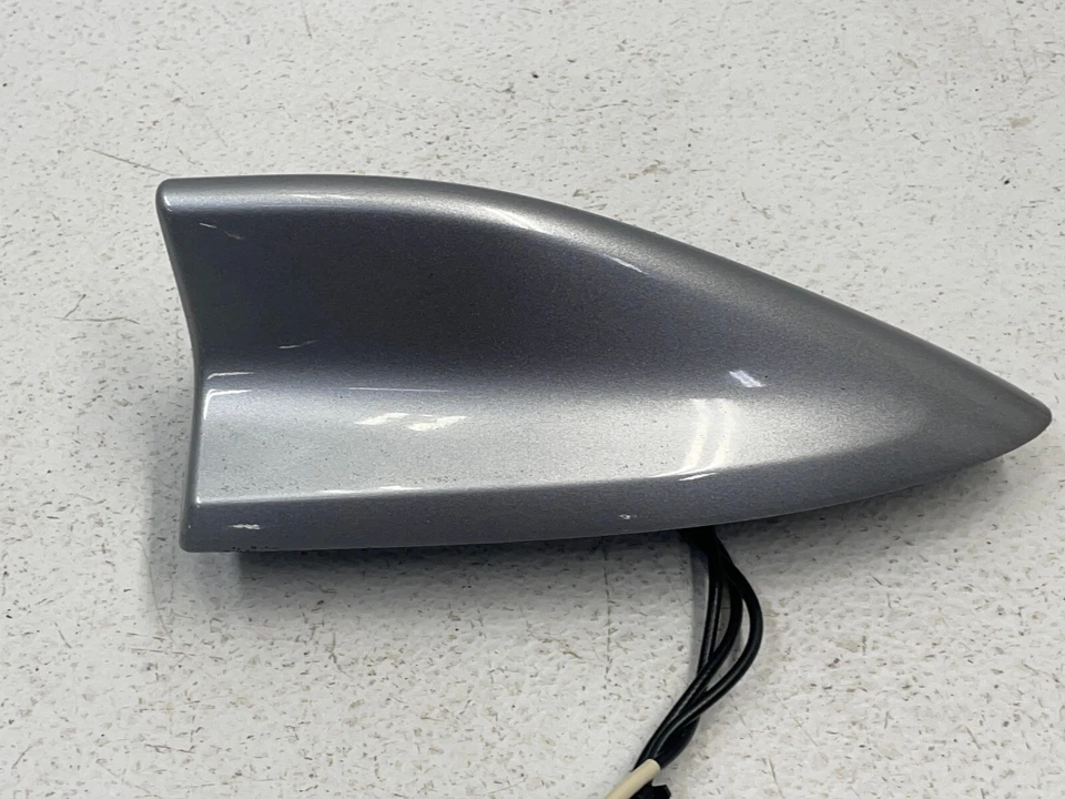 Antena de techo trasera de aleta de tiburón 14 15 16 Acura MDX plateada 1527 OEM Foto 4 de 4