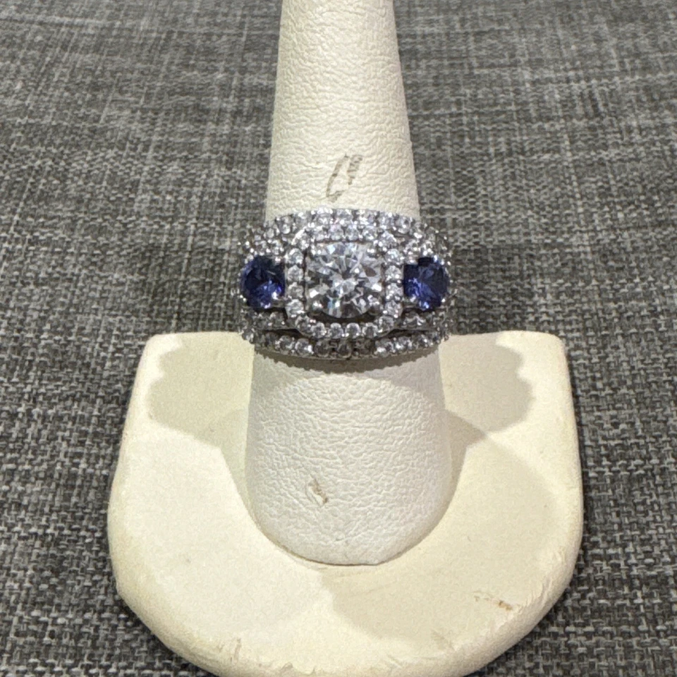 Sterling Silver~3 Stone Thick CZ Engagement Ring W/ Blue CZ Accents~Sz.8~8.5g - Image 4 of 4