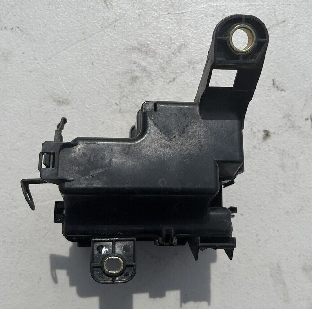 98-01 Lexus Gs300 OEM AC A/C Cooling Fan Fuse Box W/ Relays