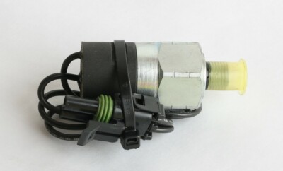 New SMF-900F-4S-B-FLWF-20 Switching Solutions  Switch Pressure 900PSI