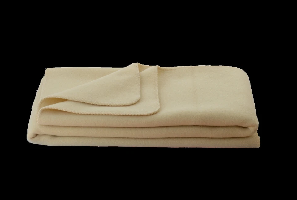 Kuscheldecke Optilana aus 100% Schurwolle, in unterschiedlichen Größen - Bild 3 von 4