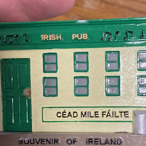 Irish Pub Cead Mile Failte Homemade It's Great To be Irish Flag Shamrock Magnet - Picture 6 of 8