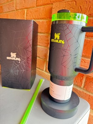 Rare Stanley Spiderweb Halloween Quencher H2.0 40oz Cup Neon Green Limited