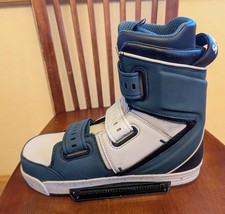 2022 Slingshot KTV Wakeboard Binding Size 11
