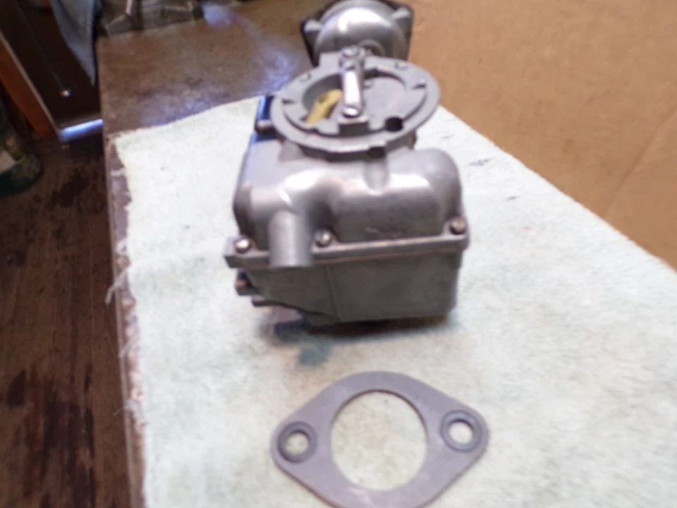 Карбюратор с дросселем горячего воздуха Carter YFA 7242S 1975-78 Ford Mercury 200-250 - Изображение 2 из 3