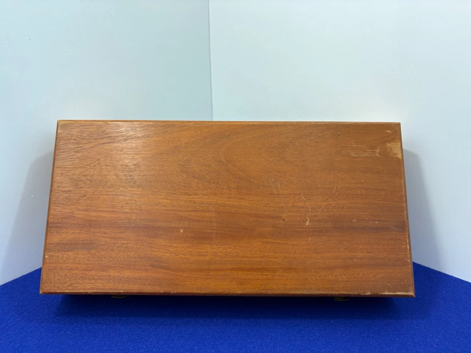 Vintage Smith&Wesson Model 29 Premium Wooden Presentation Case 8 3/8" Barrel - Image 4 of 4