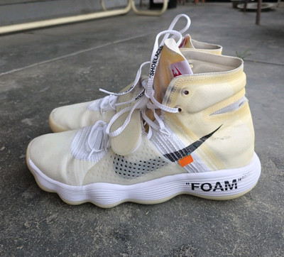 white nike hyperdunk basketball shoes