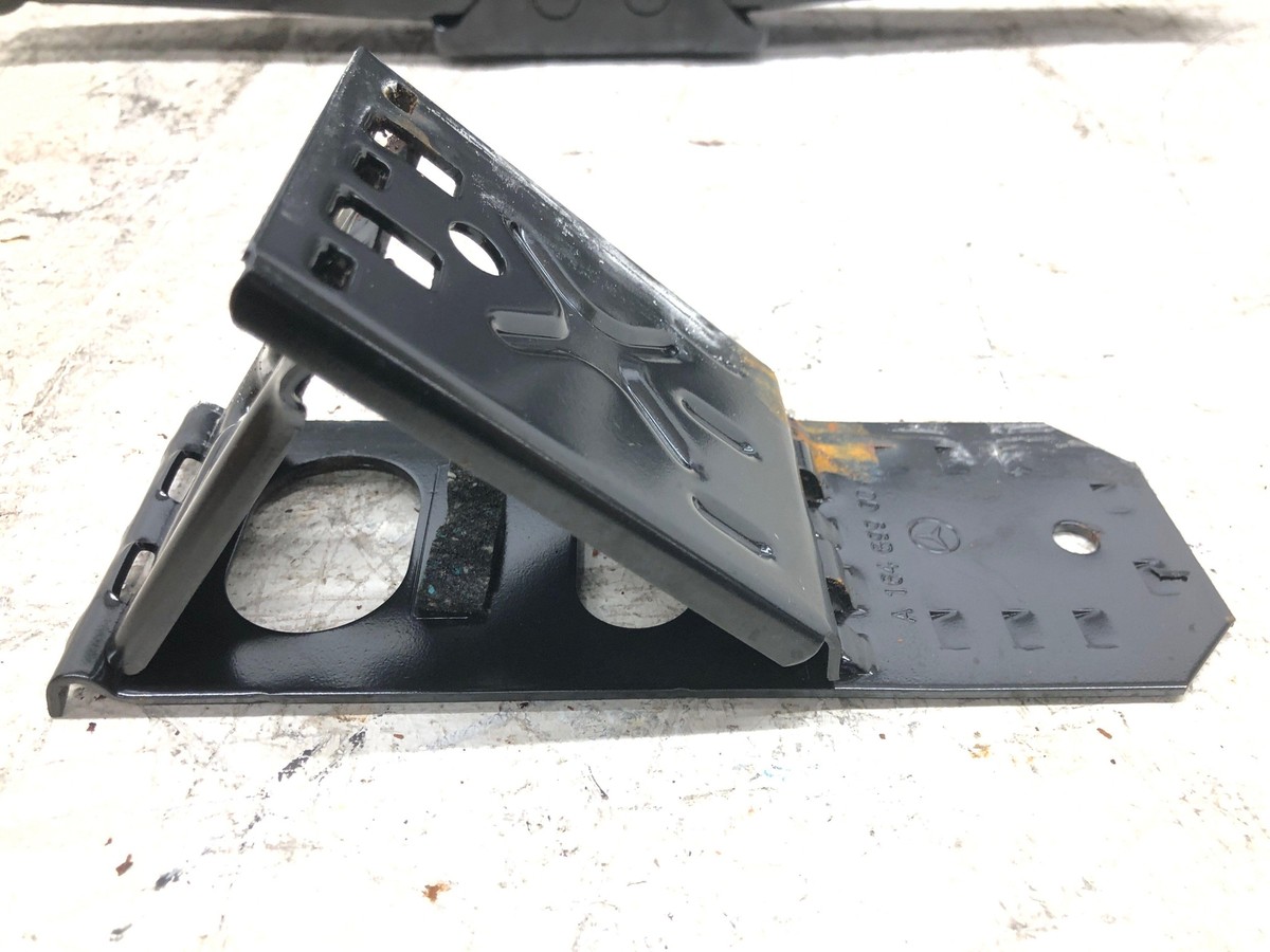 2016-2018 MERCEDES GLE350 W166 SPARE TIRE JACK W/ TOOL KIT 