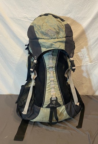 Kelty Storm 3400 Cubic Inch Capacity 