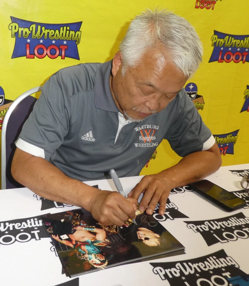 Foto firmada 8x10 de Ultimo Dragon Sonny Onoo BAS Beckett certificado de autenticidad WWE WCW imagen automática Foto 3 de 4