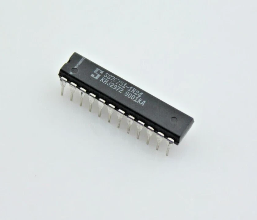 New Qty 1 Signetics S87C751-1N24 8bit CMOS Microcontroller - Image 2 of 4