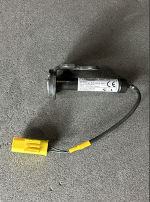 BMW F22 F23 2 Series N/s Passenger Side Bonnet Actuator 