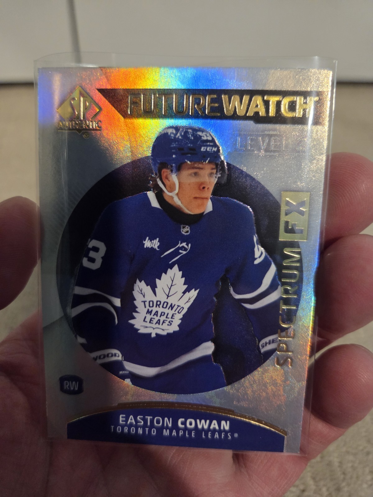 25-26 Upper Deck SP Authentic Spectrum FX Level 2  Easton Cowan unscratched