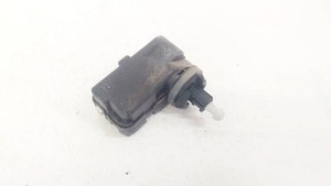 Scheinwerfer Stellmotor  Opel Corsa DE2405793-94