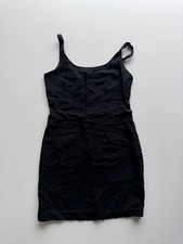 Banana Republic Women’s Little Black Dress Size 6 Sleeveless Sheath Scoop Neck