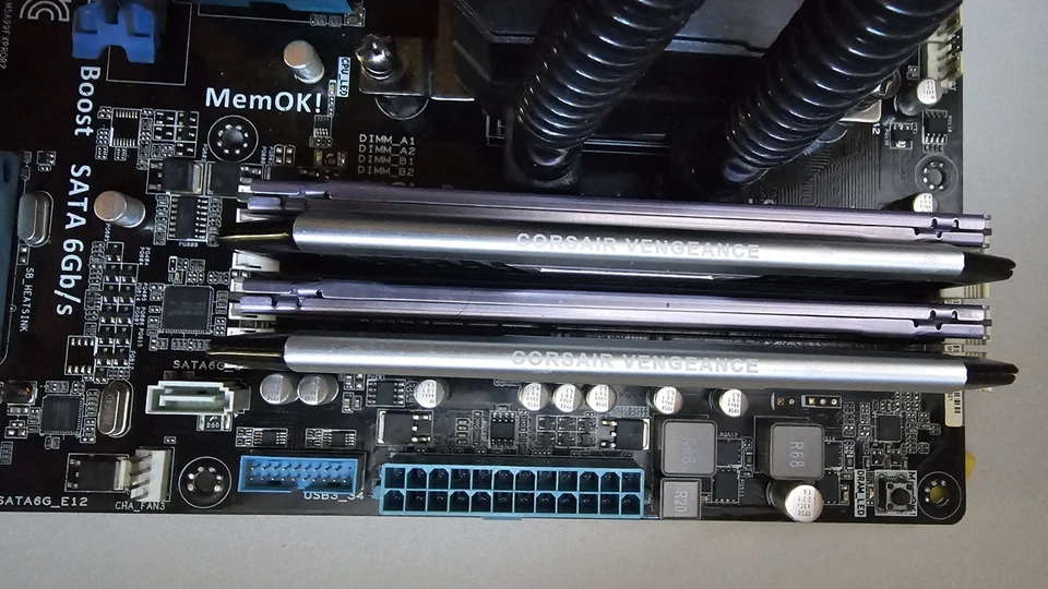 Motherboard M5A99FX Pro AM3+ FX-8350 RAM 24GB WASSERKÜHLUNG COLER MASTER  Neptun - Bild 2 von 4