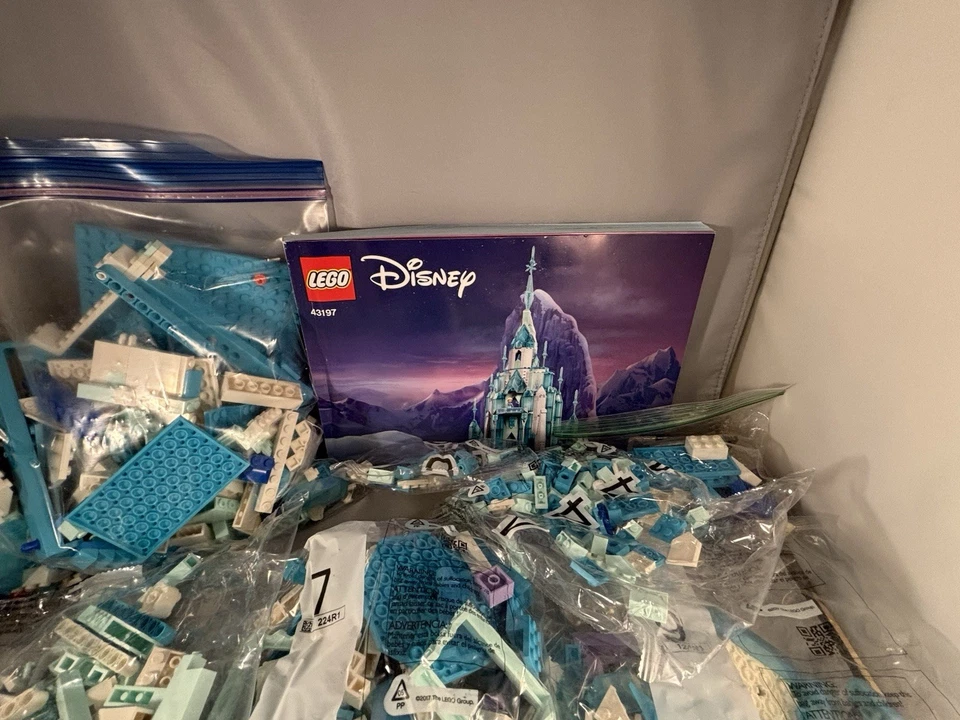 INCOMPLETE PARTS  & PIECES ONLY Lego 43197 Frozen Disney Ice Castle NO BOX - Image 2 of 4